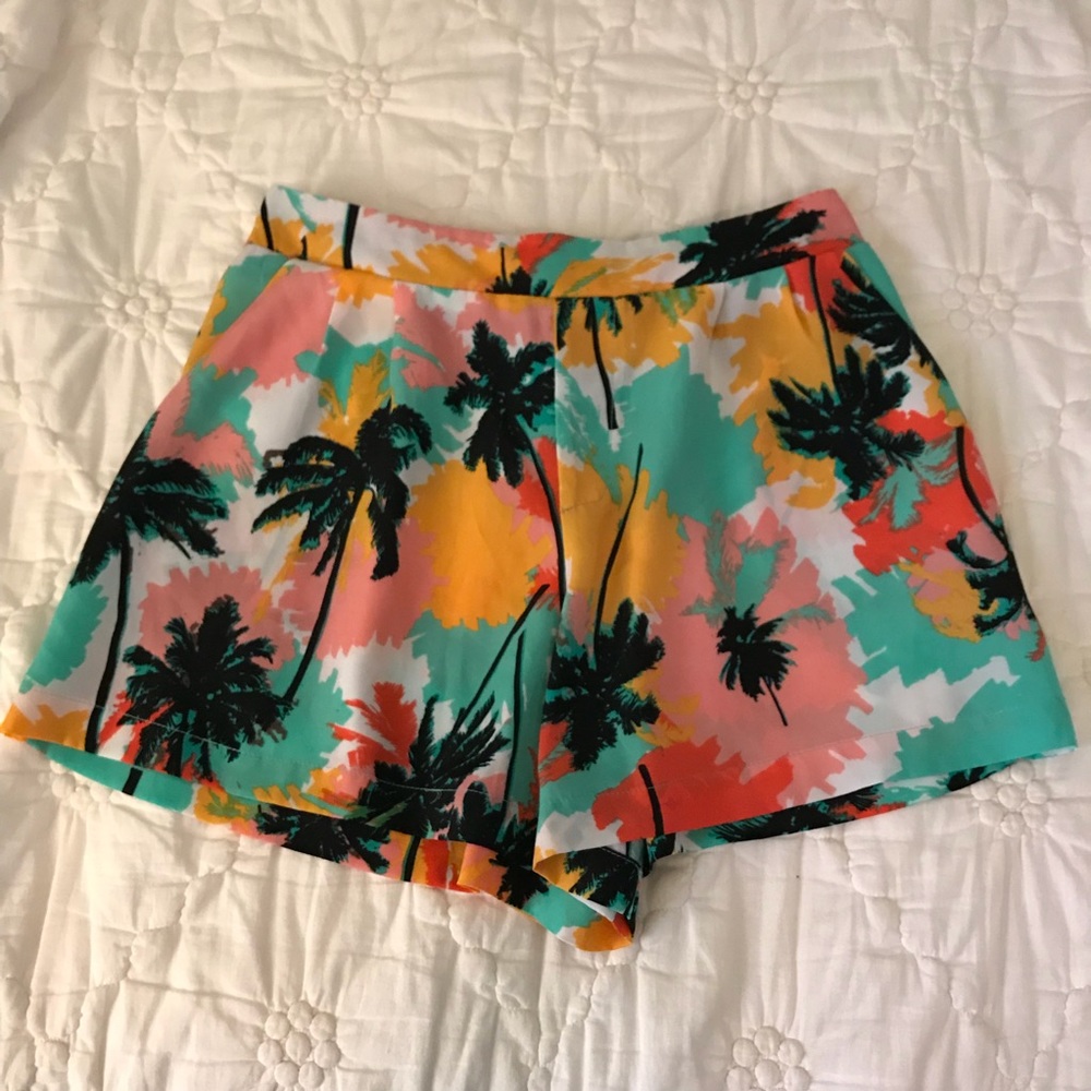 Tropic Flowy Shorts